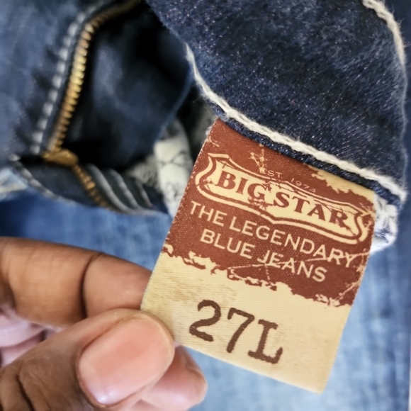 Big Star boot cut fridge bottom jeans. Size 27 - Picture 10 of 11